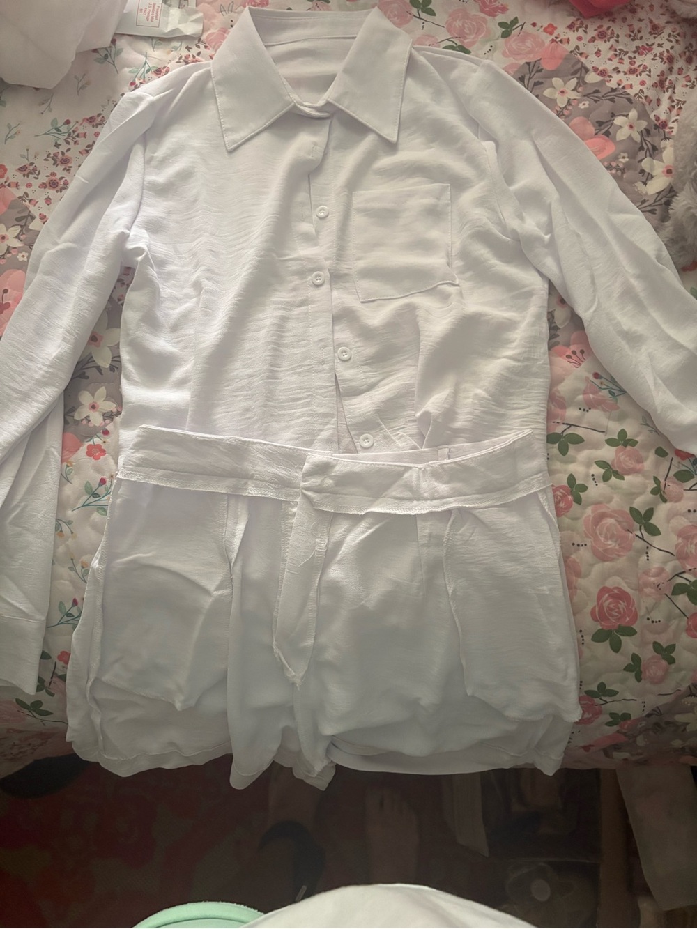 White Button-Up shirt with short size large